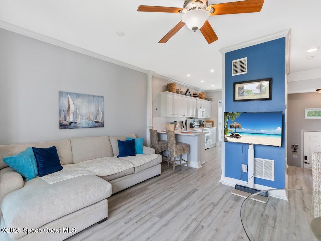 1735 42nd Square, Vero Beach, FL 32960