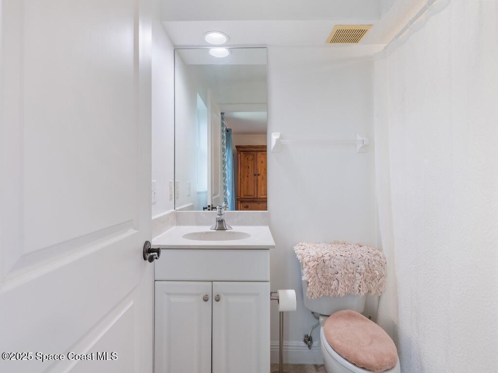 1735 42nd Square, Vero Beach, FL 32960