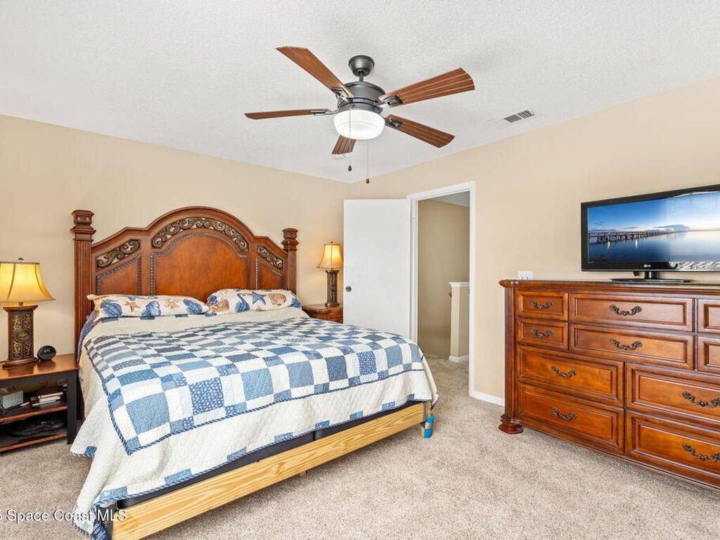 1517 Manor Drive, Palm Bay, FL 32905