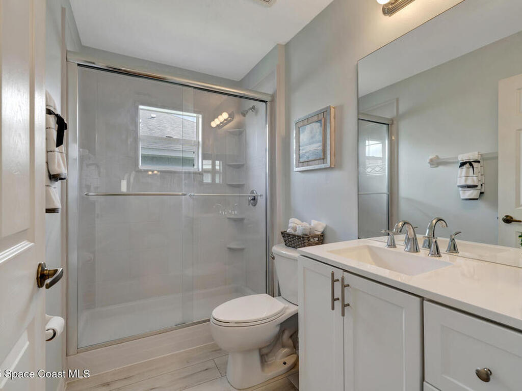 517 S Valencia Circle, Vero Beach, FL 32968