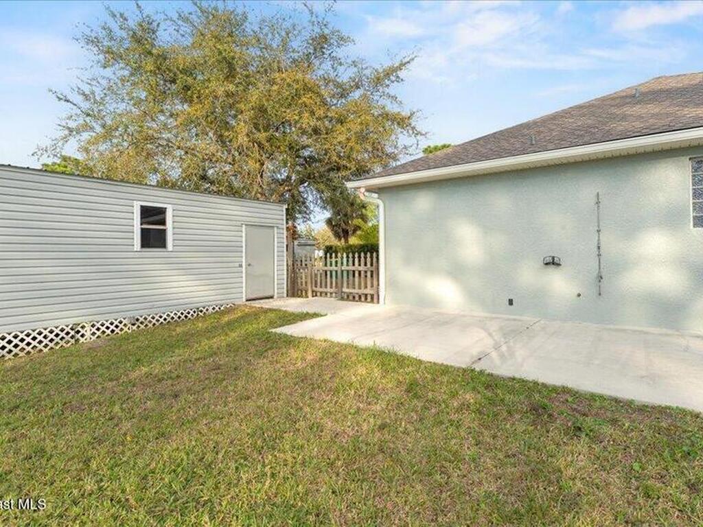 5000 Fawn Lake Boulevard, Mims, FL 32754