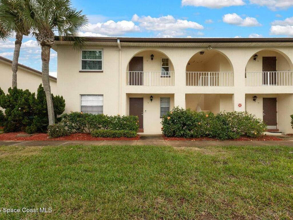 1055 Cheyenne Boulevard, Indian Harbour Beach, FL 32937