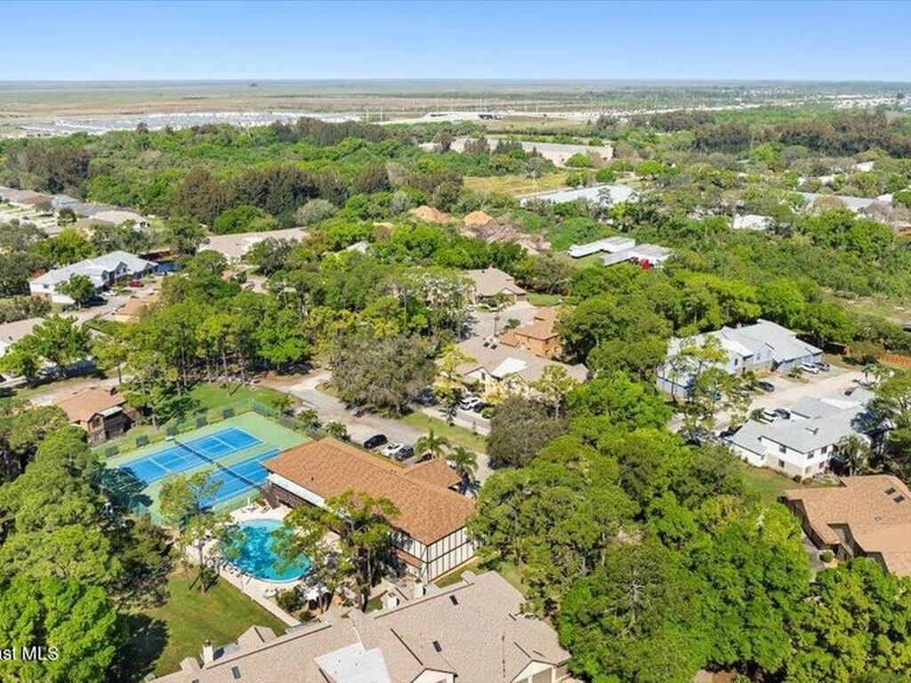 610 Saint Albans Court, West Melbourne, FL 32904