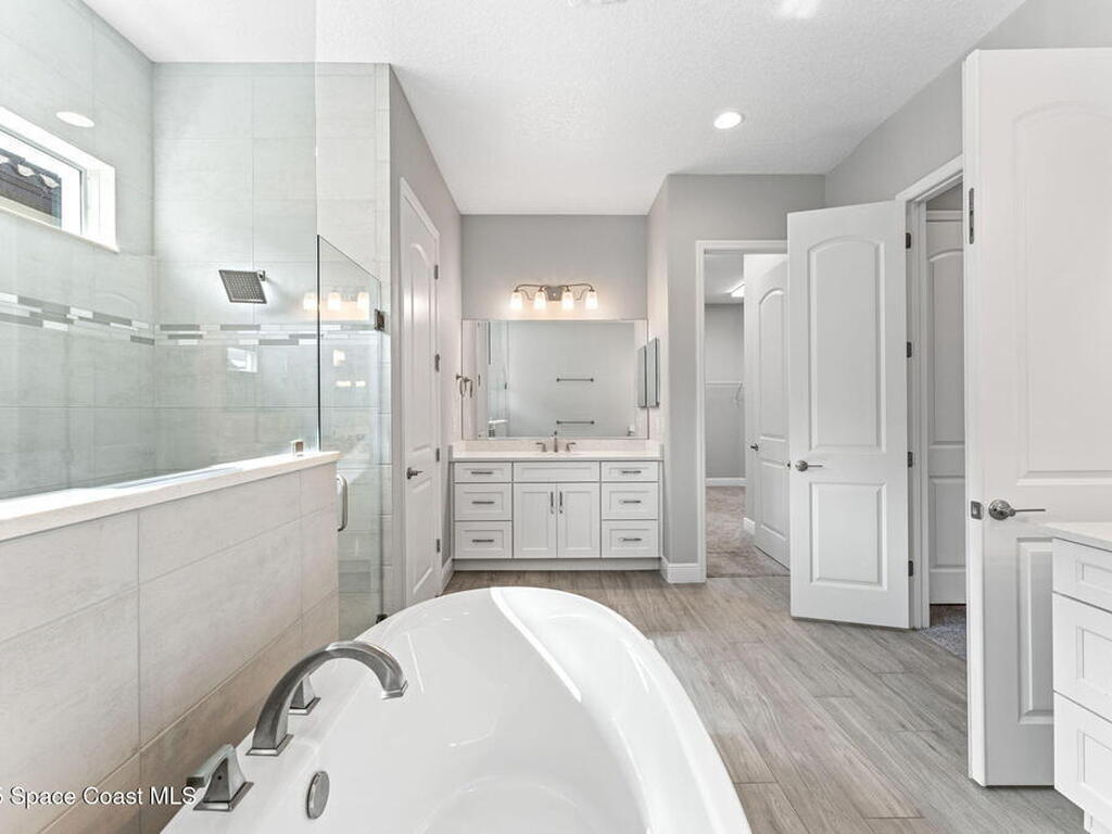 8417 Crimson Drive, Melbourne, FL 32940