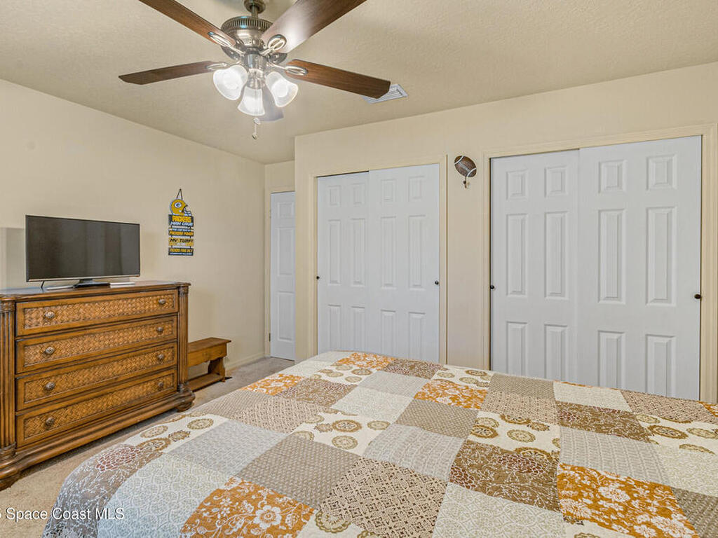 2163 Oaklyn Street, Palm Bay, FL 32907
