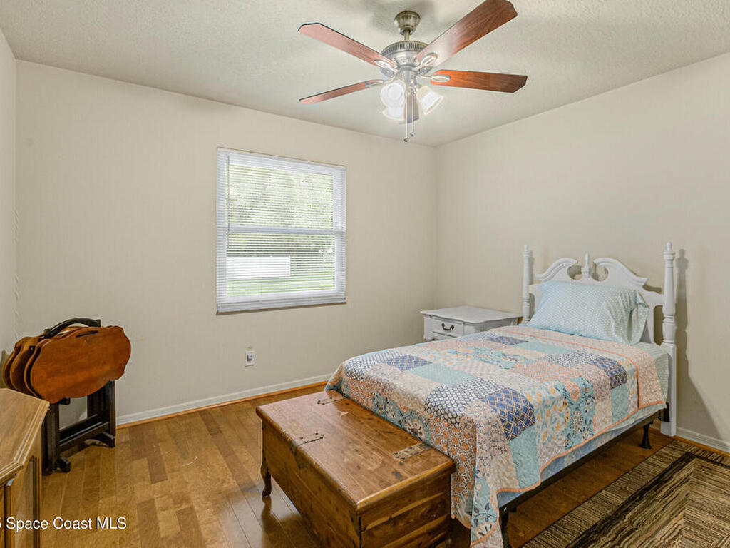 2163 Oaklyn Street, Palm Bay, FL 32907