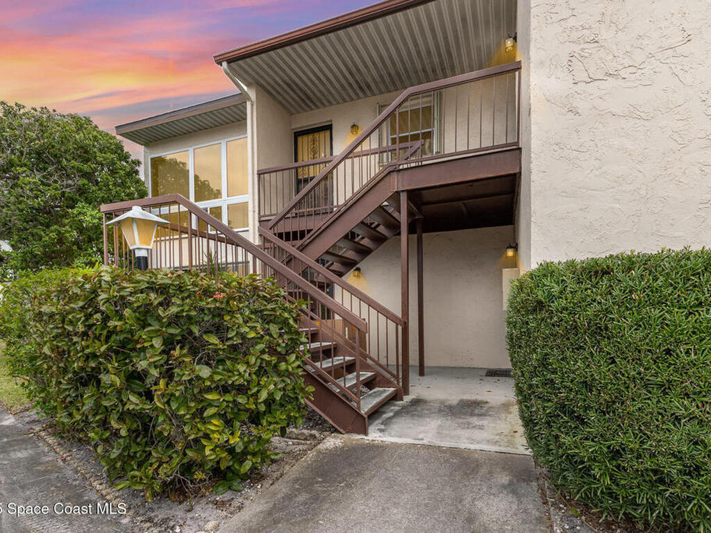 2601 Sand Trap Lane, Melbourne, FL 32935