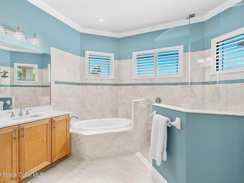 444 Antrim Gardens Court, Melbourne, FL 32904