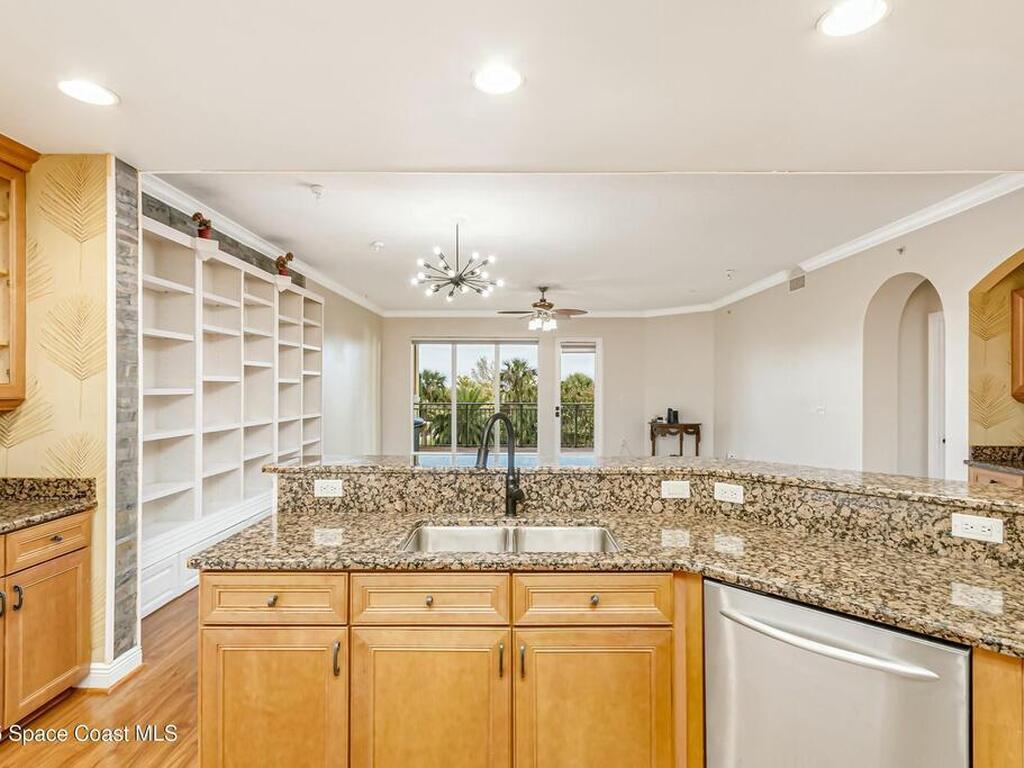 1437 Pineapple Avenue, Melbourne, FL 32935