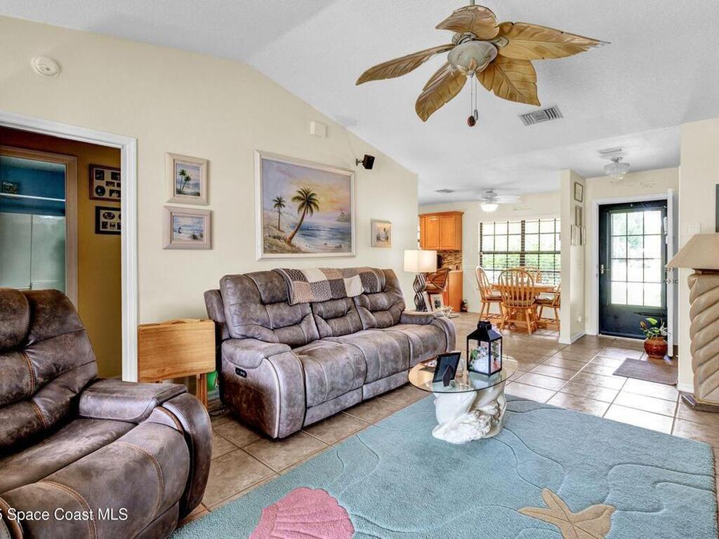 1226 32nd Avenue, Vero Beach, FL 32968