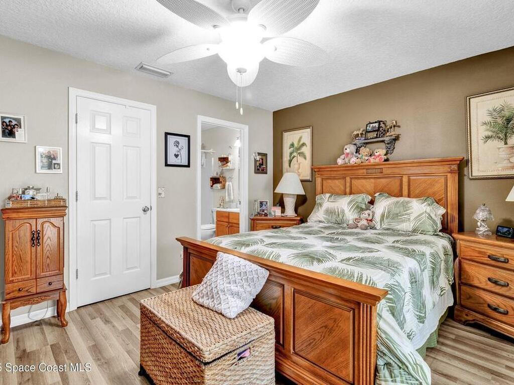 1226 32nd Avenue, Vero Beach, FL 32968