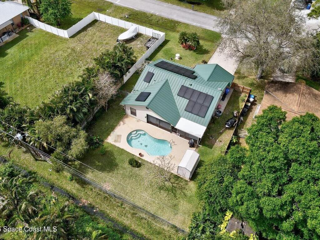 1226 32nd Avenue, Vero Beach, FL 32968