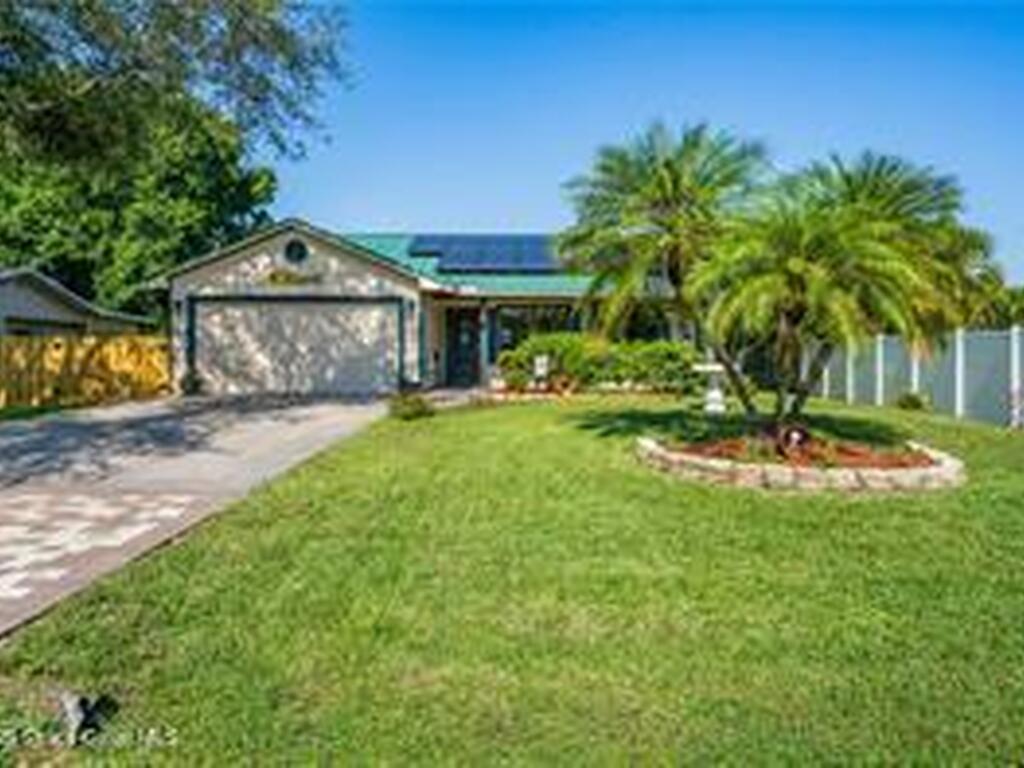 1226 32nd Avenue, Vero Beach, FL 32968