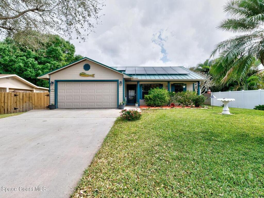 1226 32nd Avenue, Vero Beach, FL 32968