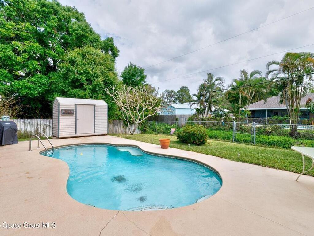 1226 32nd Avenue, Vero Beach, FL 32968