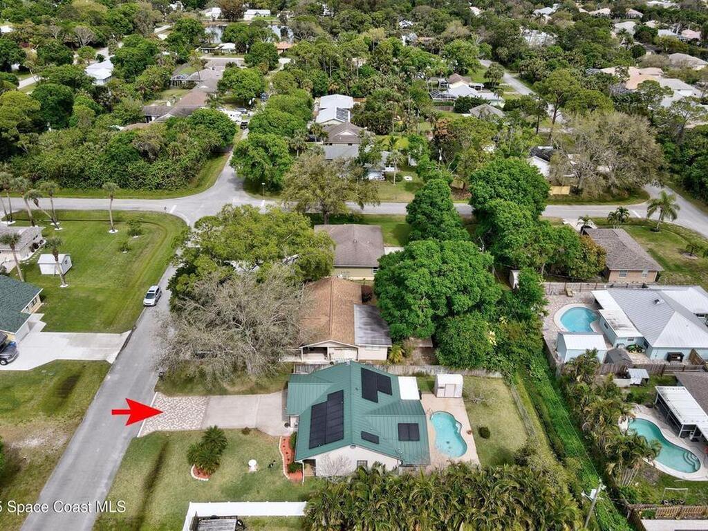 1226 32nd Avenue, Vero Beach, FL 32968