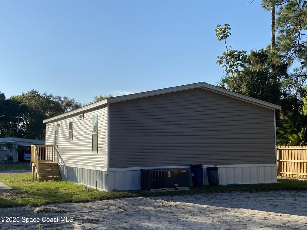31 Annette Drive, Melbourne, FL 32904
