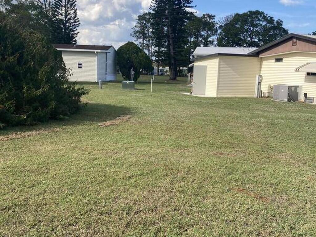 139 Holiday Park Boulevard, Palm Bay, FL 32907