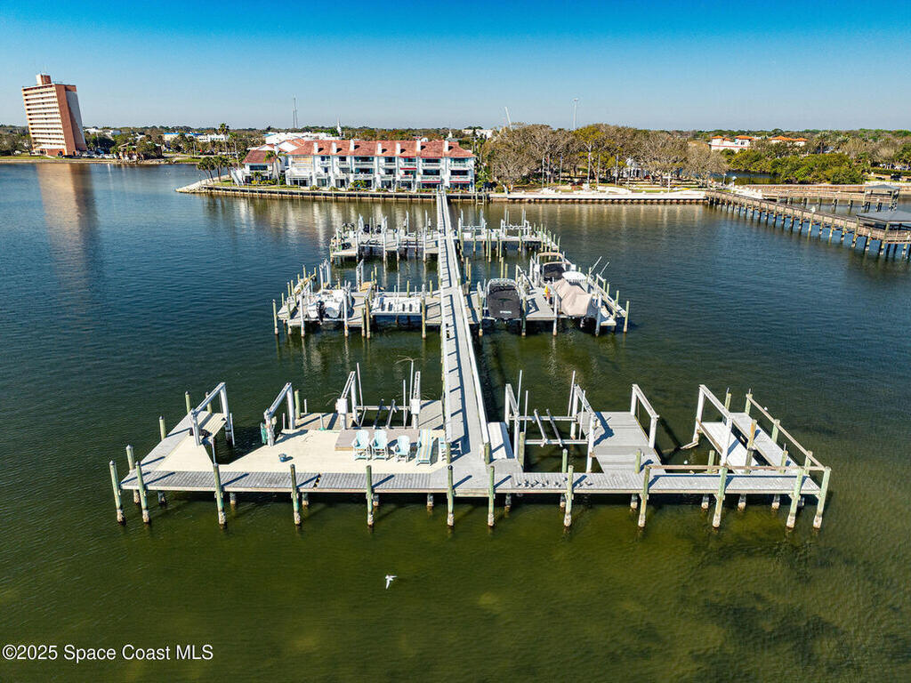 21 Broad Street, Titusville, FL 32796