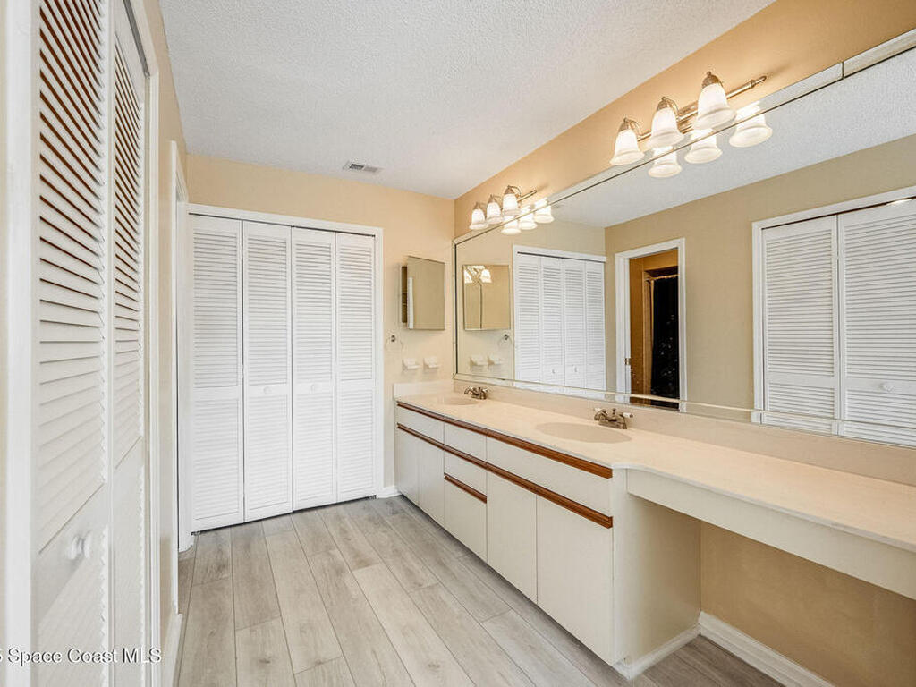 21 Broad Street, Titusville, FL 32796