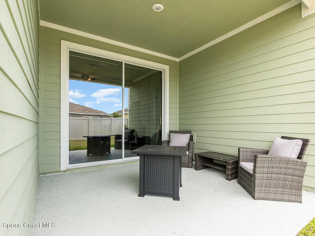 4351 Finch Lane, Kissimmee, FL 34746