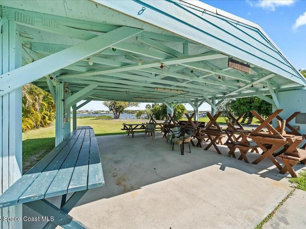9905 Holly Street, Sebastian, FL 32976