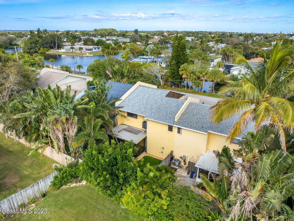 308 S 2nd Street, Cocoa Beach, FL 32931