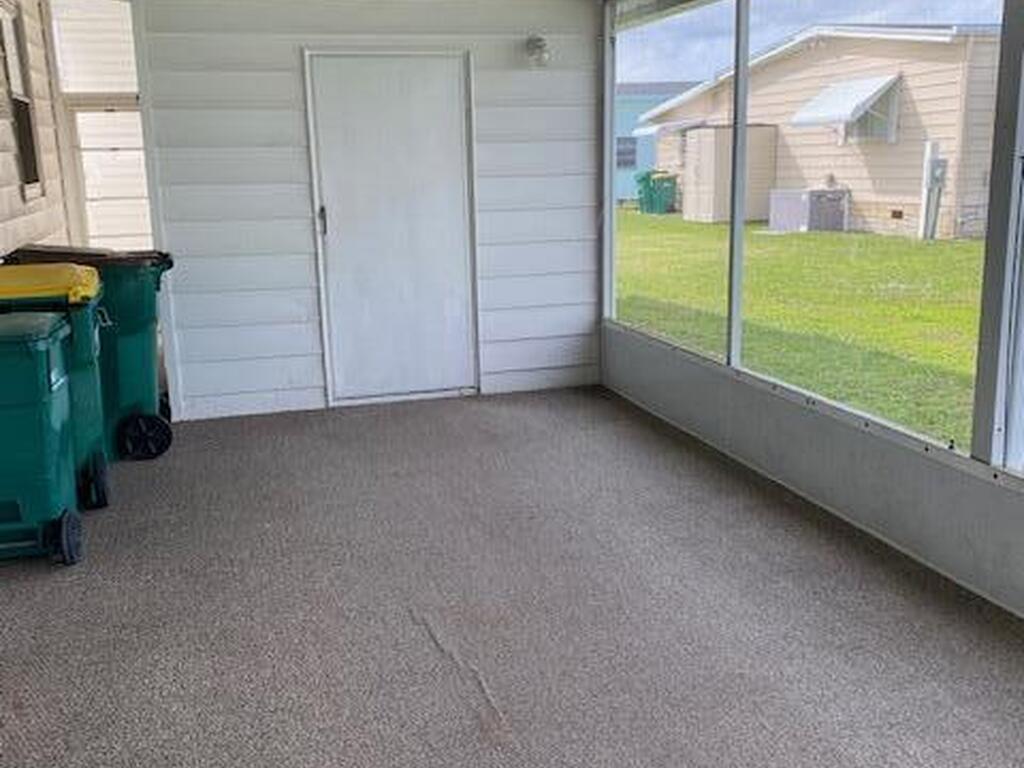 555 Ruth Circle, Melbourne, FL 32904