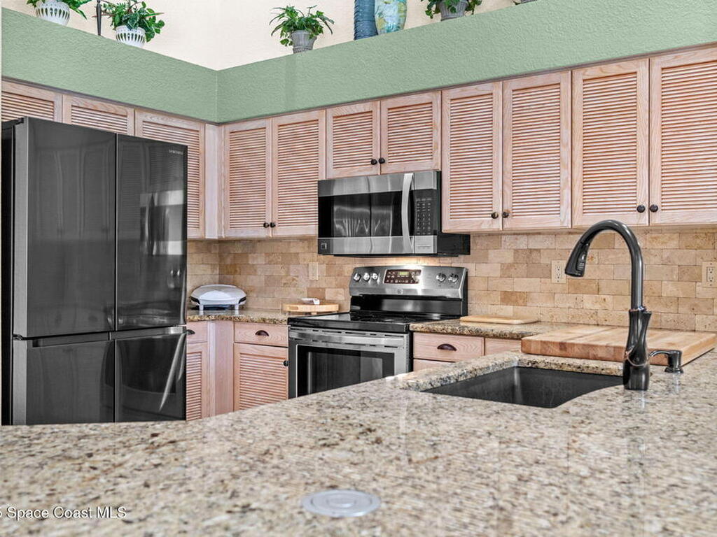 268 Lake Shore Drive, Merritt Island, FL 32953