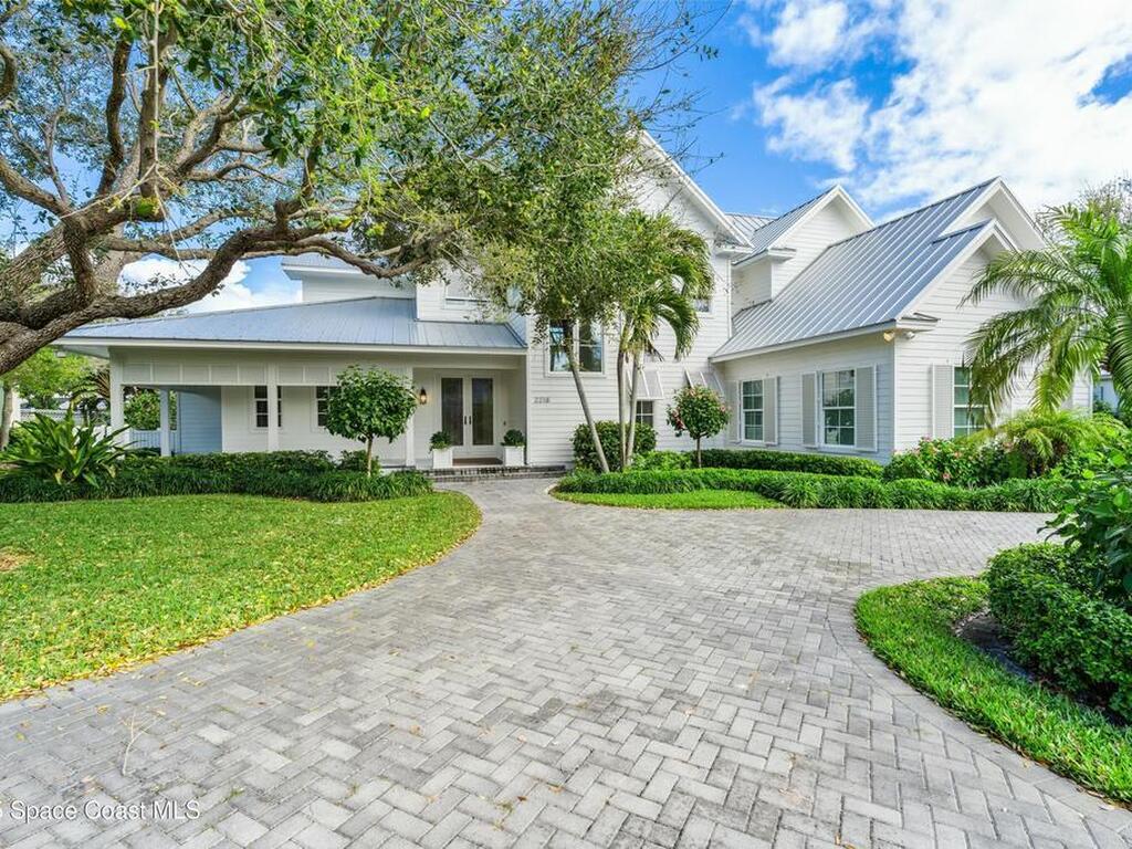 2218 E Ocean Oaks Lane, Vero Beach, FL 32963