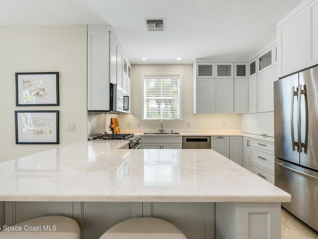 2218 E Ocean Oaks Lane, Vero Beach, FL 32963