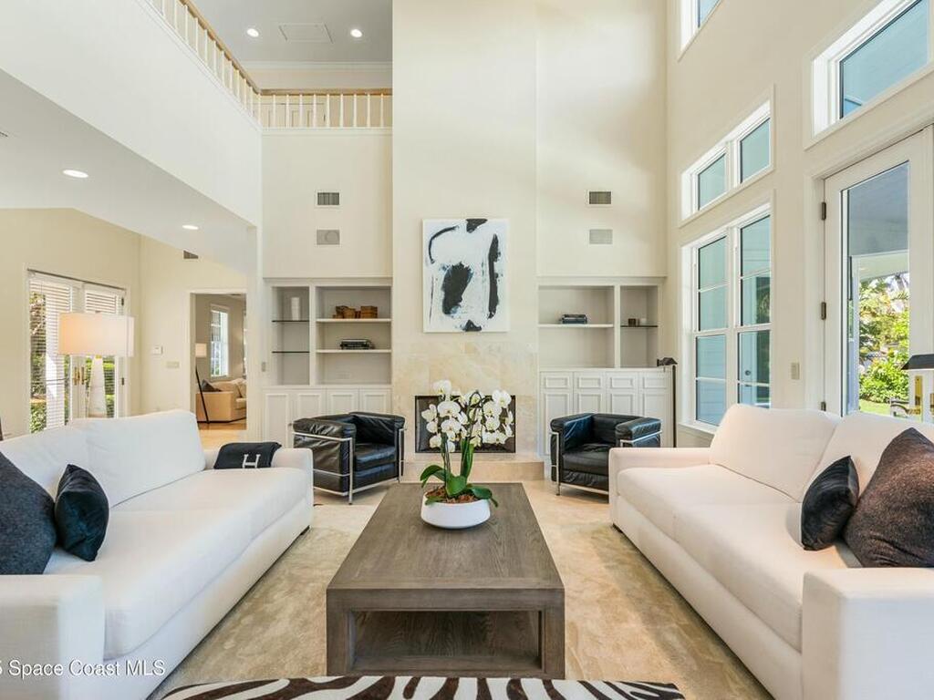 2218 E Ocean Oaks Lane, Vero Beach, FL 32963