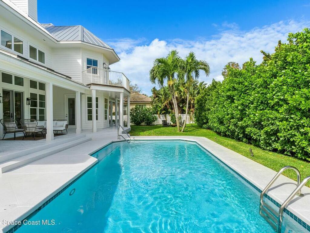 2218 E Ocean Oaks Lane, Vero Beach, FL 32963
