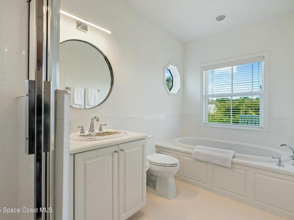 2218 E Ocean Oaks Lane, Vero Beach, FL 32963