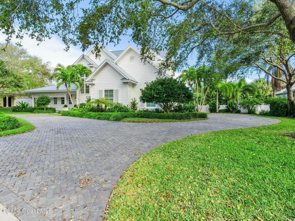 2218 E Ocean Oaks Lane, Vero Beach, FL 32963