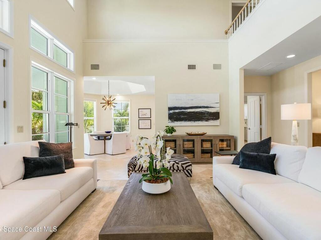 2218 E Ocean Oaks Lane, Vero Beach, FL 32963
