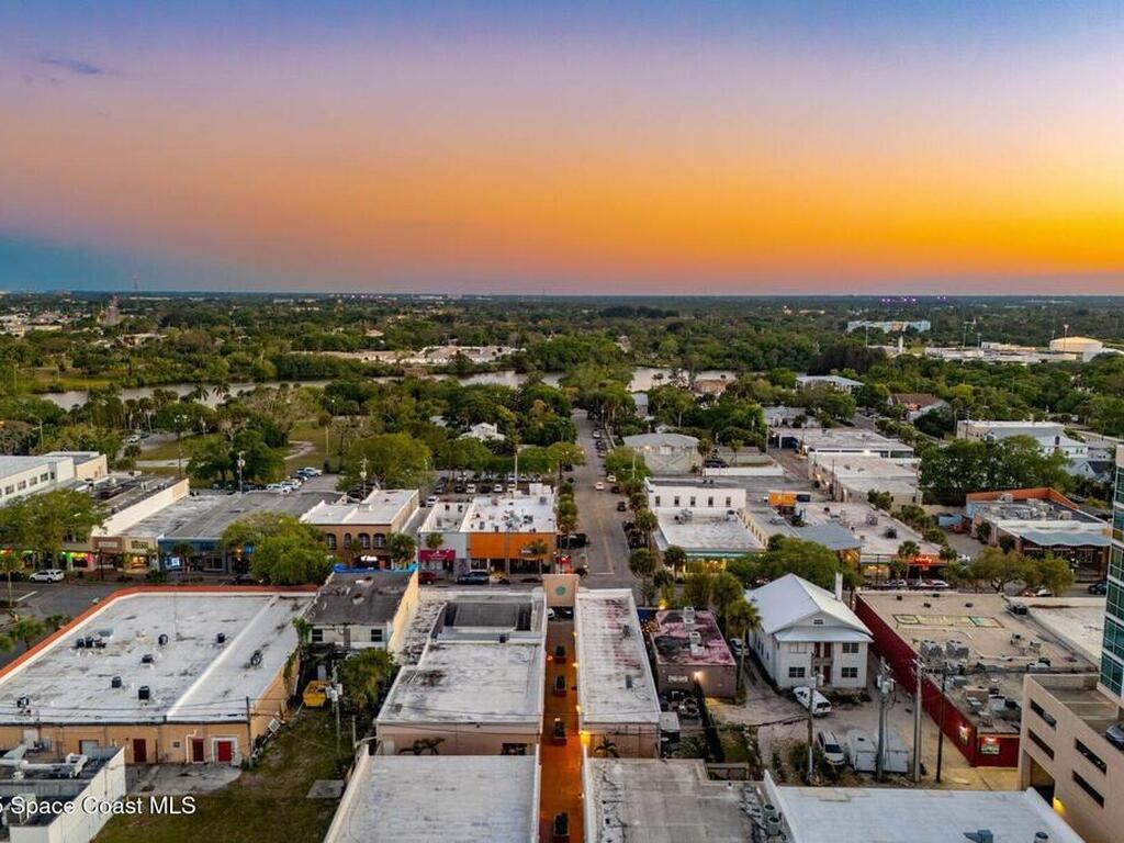 820 E New Haven Avenue, Melbourne, FL 32901
