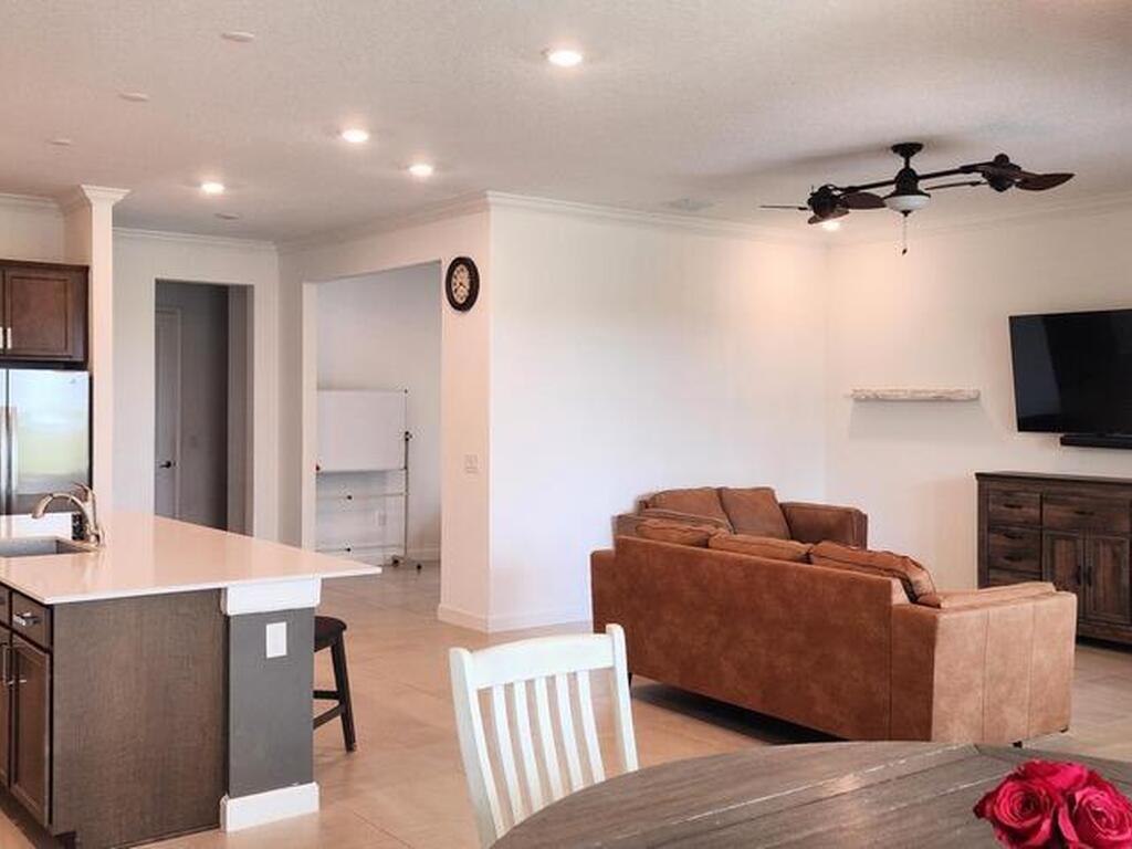 1173 Great Belt Circle, Melbourne, FL 32940