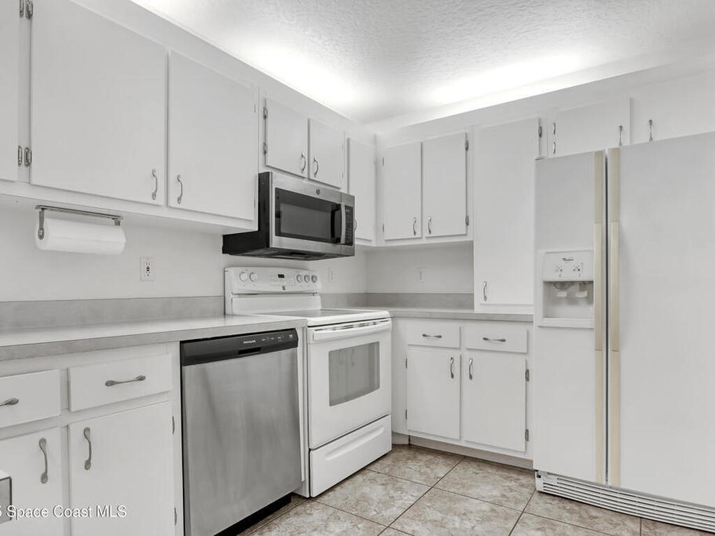 1956 Quail Ridge Court, Cocoa, FL 32926