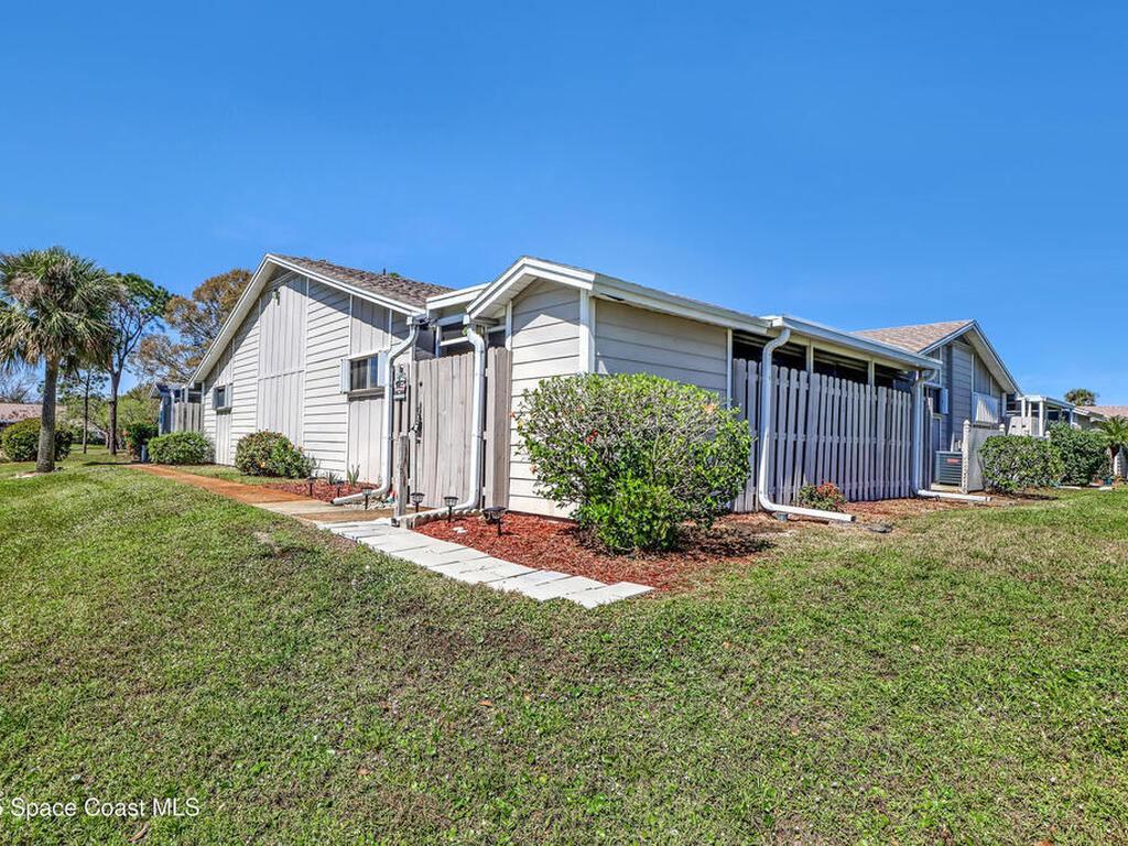 1956 Quail Ridge Court, Cocoa, FL 32926