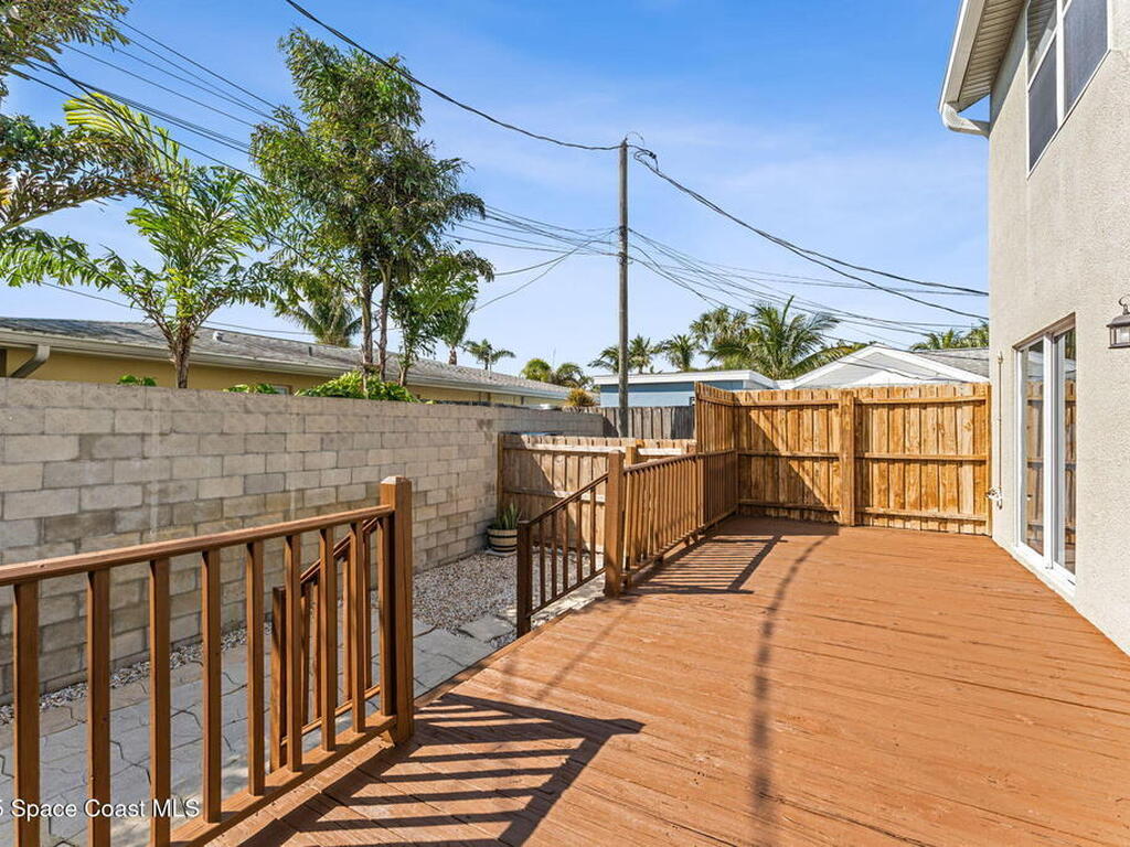 404 S Miramar Avenue, Indialantic, FL 32903