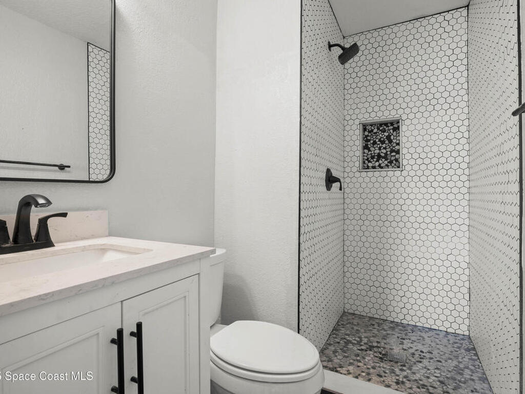 689 Charles Drive, Melbourne, FL 32935