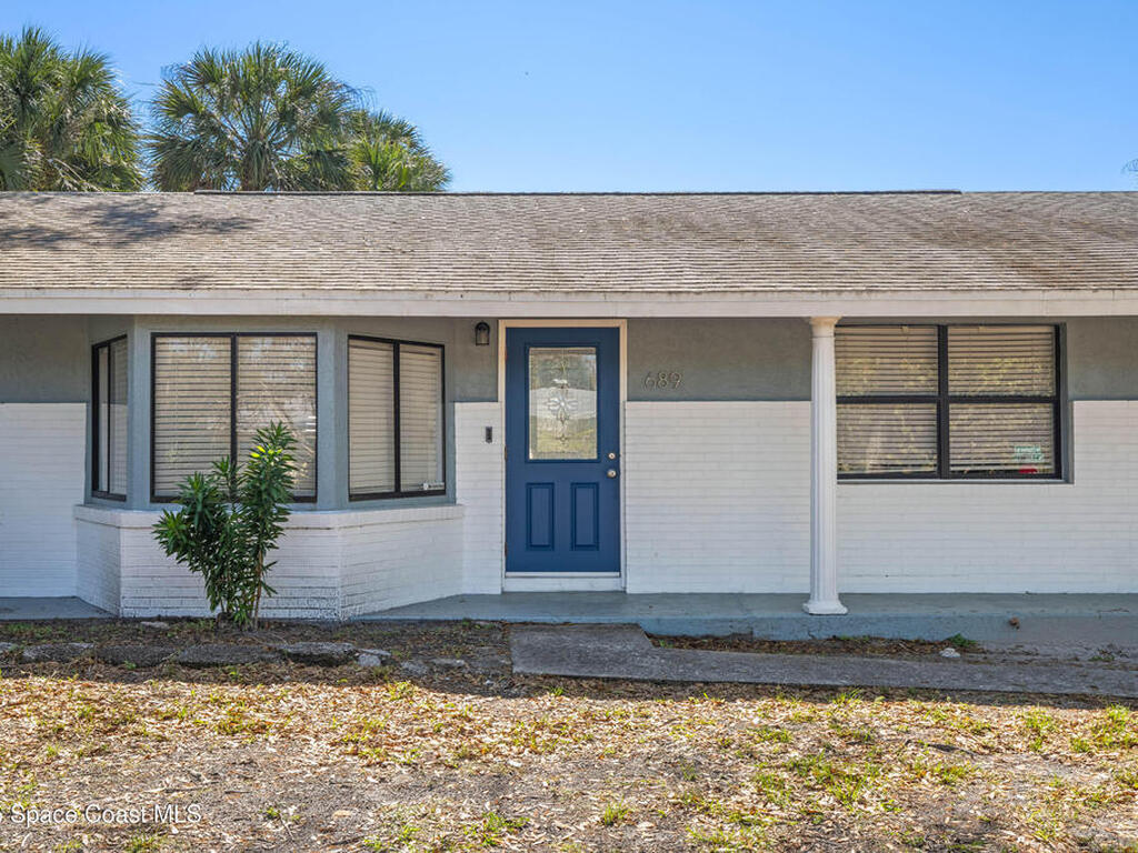 689 Charles Drive, Melbourne, FL 32935