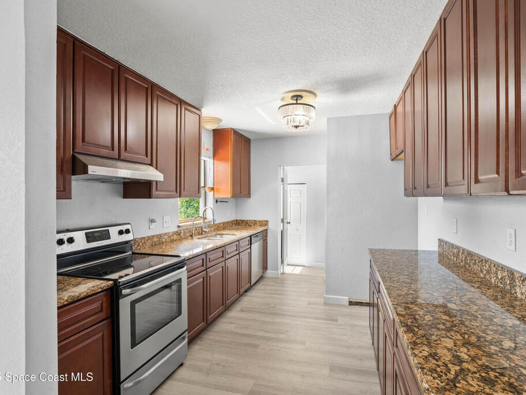 689 Charles Drive, Melbourne, FL 32935