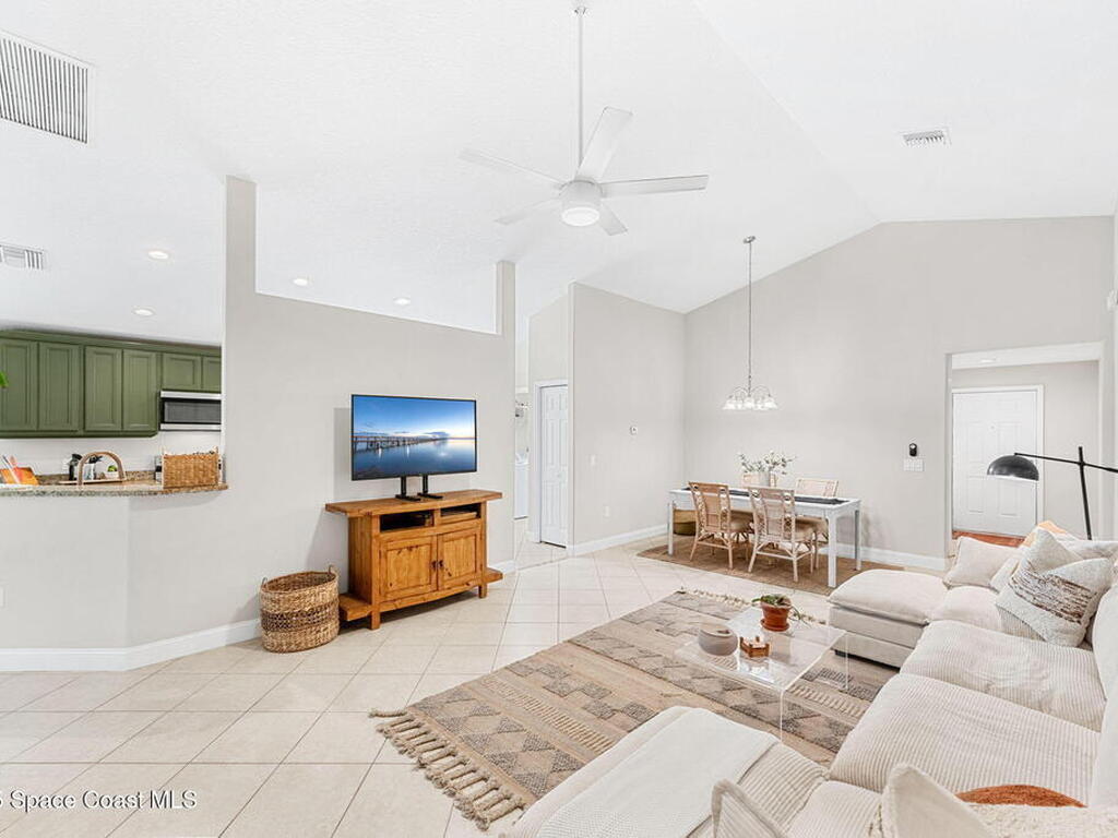 210 Ladybug Court, Melbourne, FL 32904