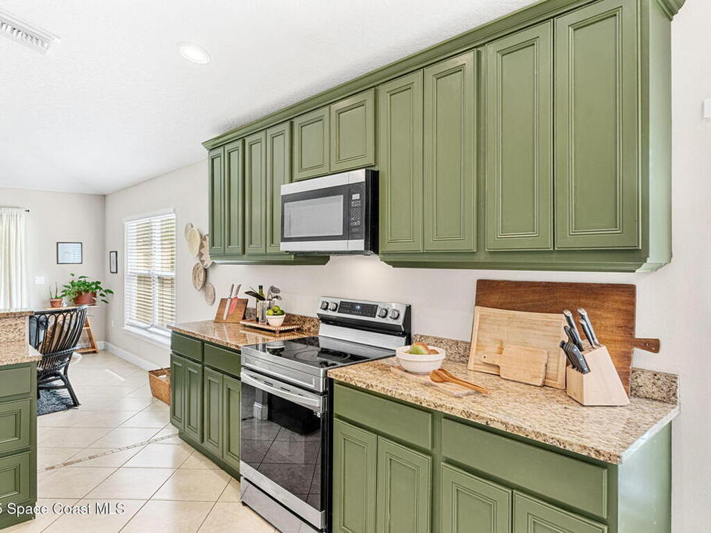 210 Ladybug Court, Melbourne, FL 32904