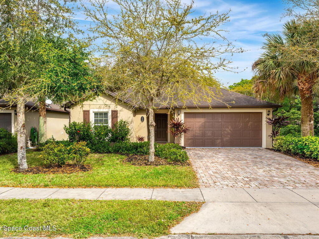 210 Ladybug Court, Melbourne, FL 32904