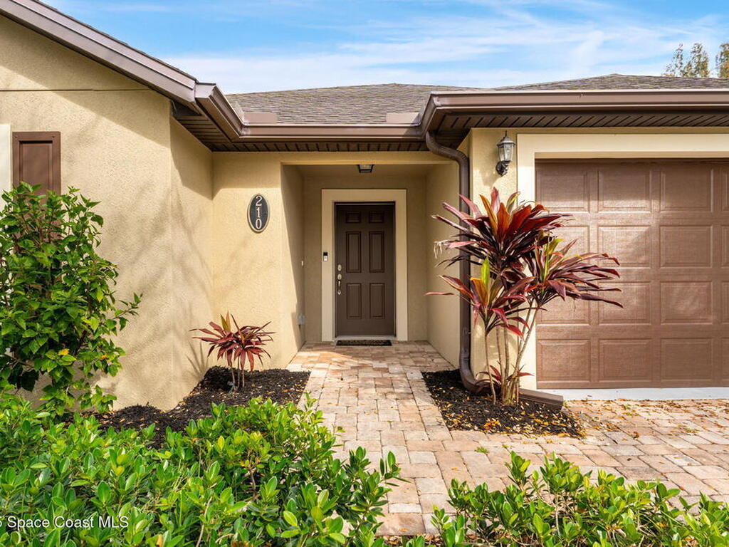 210 Ladybug Court, Melbourne, FL 32904
