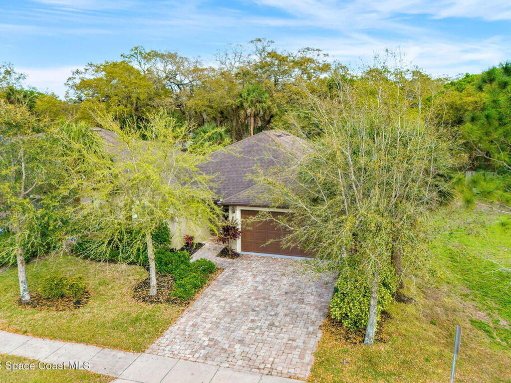 210 Ladybug Court, Melbourne, FL 32904