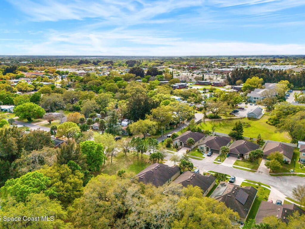 210 Ladybug Court, Melbourne, FL 32904